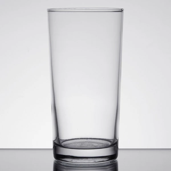 Anchor Hocking 3172U Regency 12.5 Oz. Heavy Base Beverage Glass - 72/Case 2 Anchor Hocking 3172U Regency 12.5 Oz. Heavy Base Beverage Glass - 72/Case - Image 2