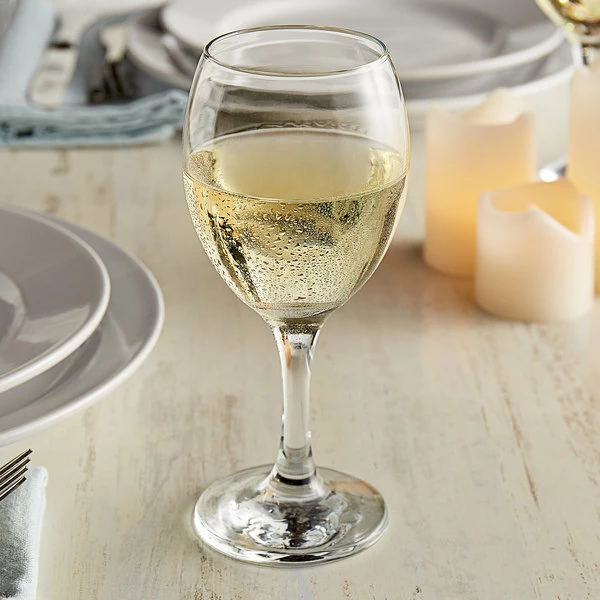 Anchor Hocking H001421 Excellency 8.5 Oz. White Wine Glass - 36/Case 1 Anchor Hocking H001421 Excellency 8.5 Oz. White Wine Glass - 36/Case