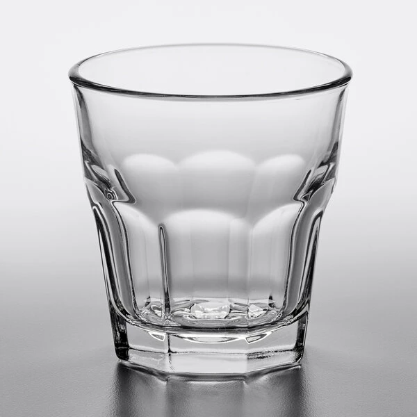 Acopa Memphis 9 Oz. Rocks / Old Fashioned Glass - 12/Pack 2 Acopa Memphis 9 Oz. Rocks / Old Fashioned Glass - 12/Pack - Image 2