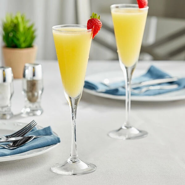 Acopa Select 6 Oz. Trumpet Flute Glass - 12/Pack 3 Acopa Select 6 Oz. Trumpet Flute Glass - 12/Pack - Image 3